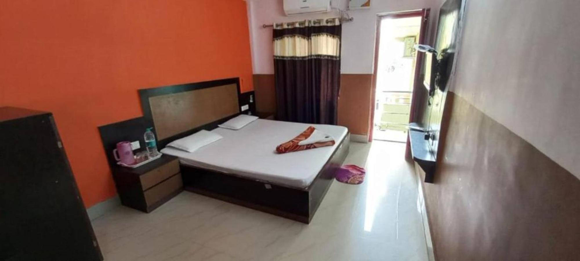 Hotel Samrat Palace Near Puri Sea Beach Best Choice Of Travellers By Morservices Eksteriør billede