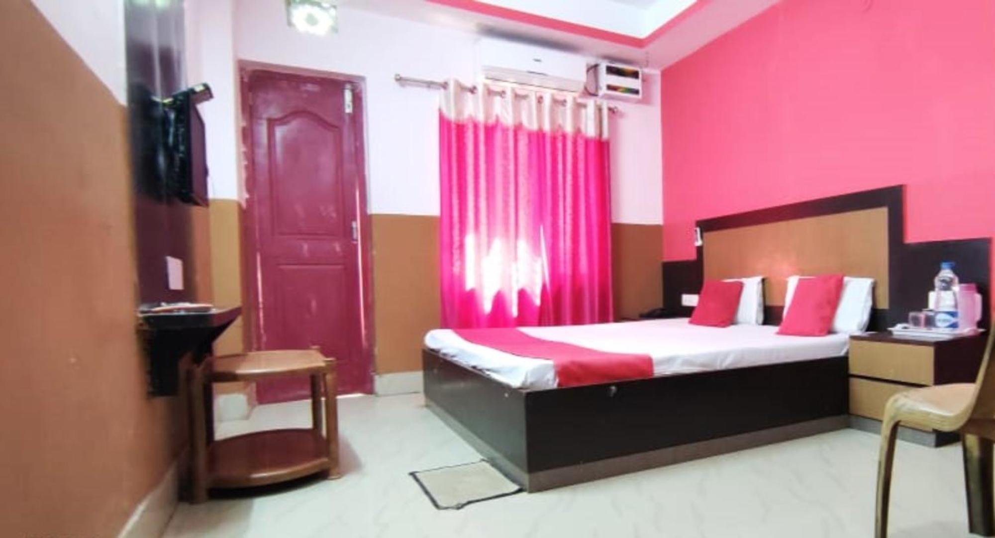 Hotel Samrat Palace Near Puri Sea Beach Best Choice Of Travellers By Morservices Eksteriør billede