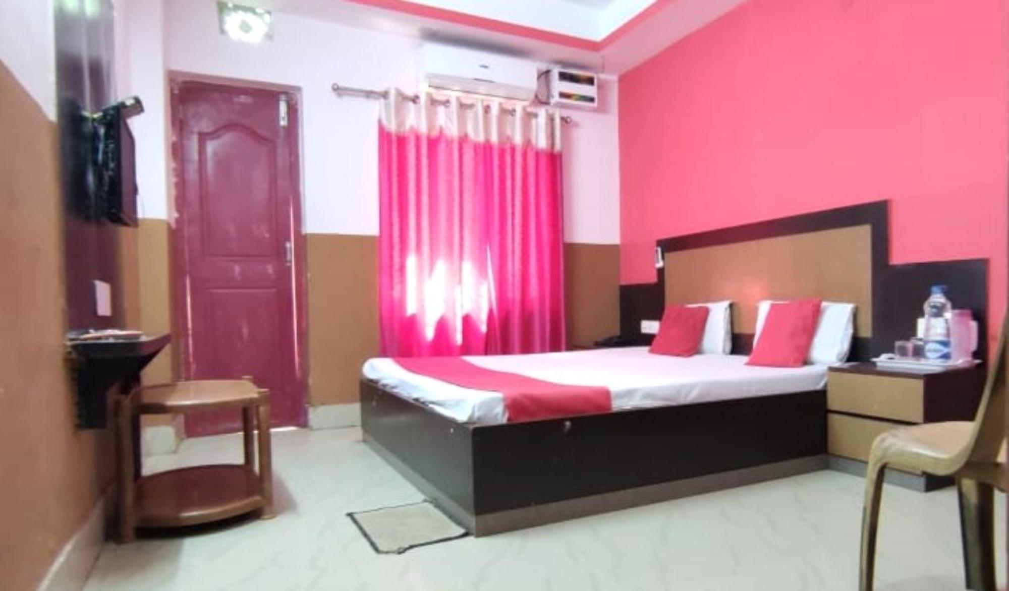 Hotel Samrat Palace Near Puri Sea Beach Best Choice Of Travellers By Morservices Eksteriør billede