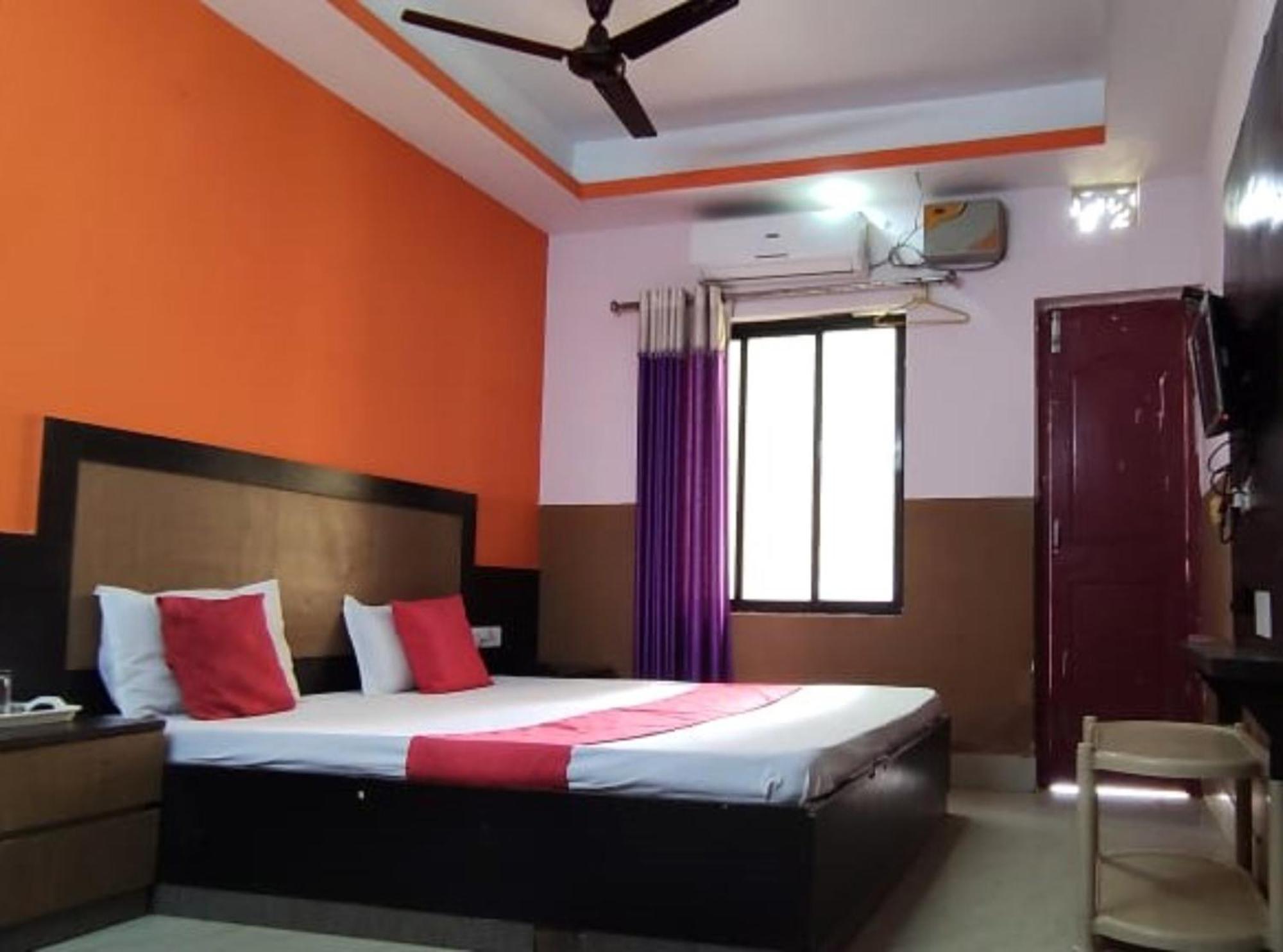 Hotel Samrat Palace Near Puri Sea Beach Best Choice Of Travellers By Morservices Eksteriør billede